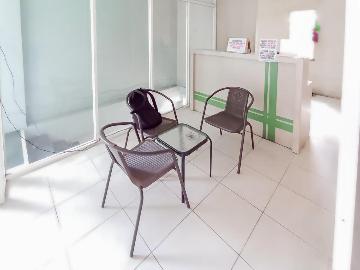 Reddoorz Syariah Near Q-Mall Banjarbaru Martapura  外观 照片