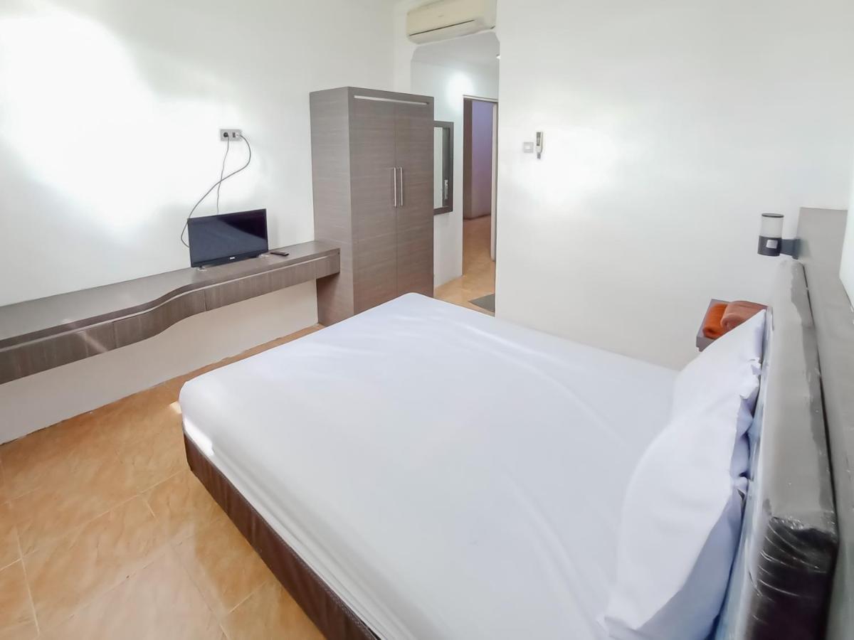 Reddoorz Syariah Near Q-Mall Banjarbaru Martapura  外观 照片