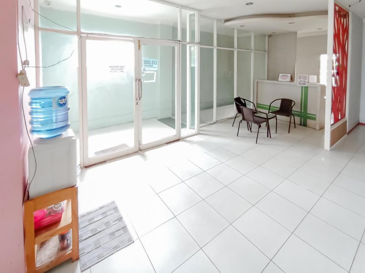 Reddoorz Syariah Near Q-Mall Banjarbaru Martapura  外观 照片